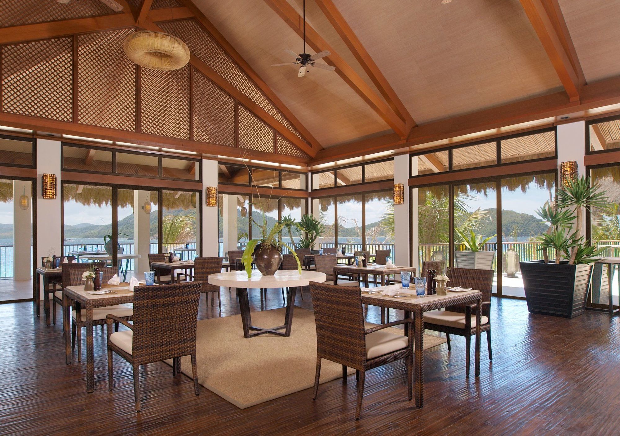 El Nido Resorts Pangulasian Island Restoran gambar